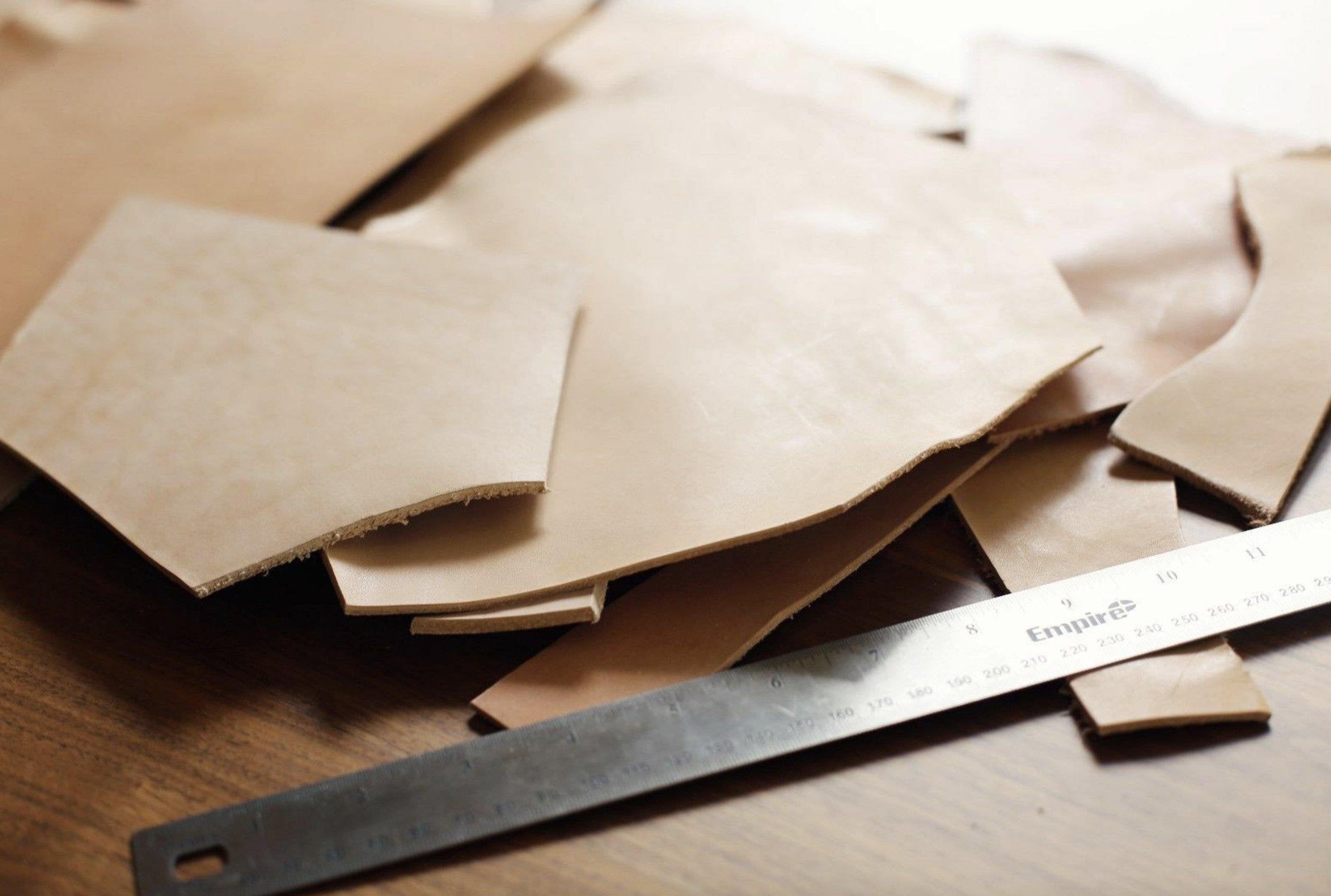ELW SCRAPS Veg Tan Tooling Cowhide Leather  Lightweight 3-6 oz. (1-2.4mm) Secondary image