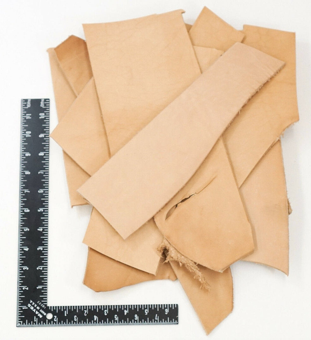 8 LB Vegetable Tan Tooling Cowhide Leather Scraps - HEAVY WEIGHT (7oz-12oz) ELW Main image
